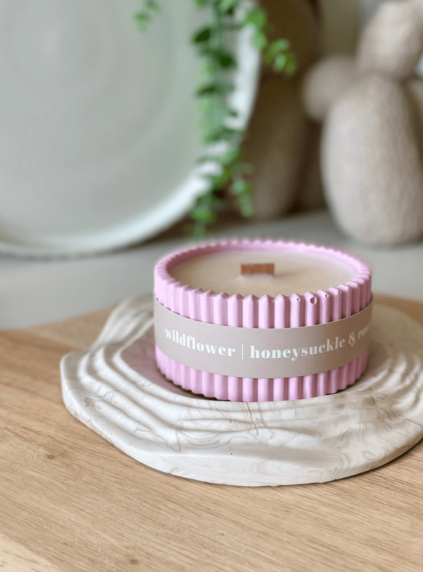Wildflower Stoneware Soy Candle – Eco-Friendly Floral Home Fragrance