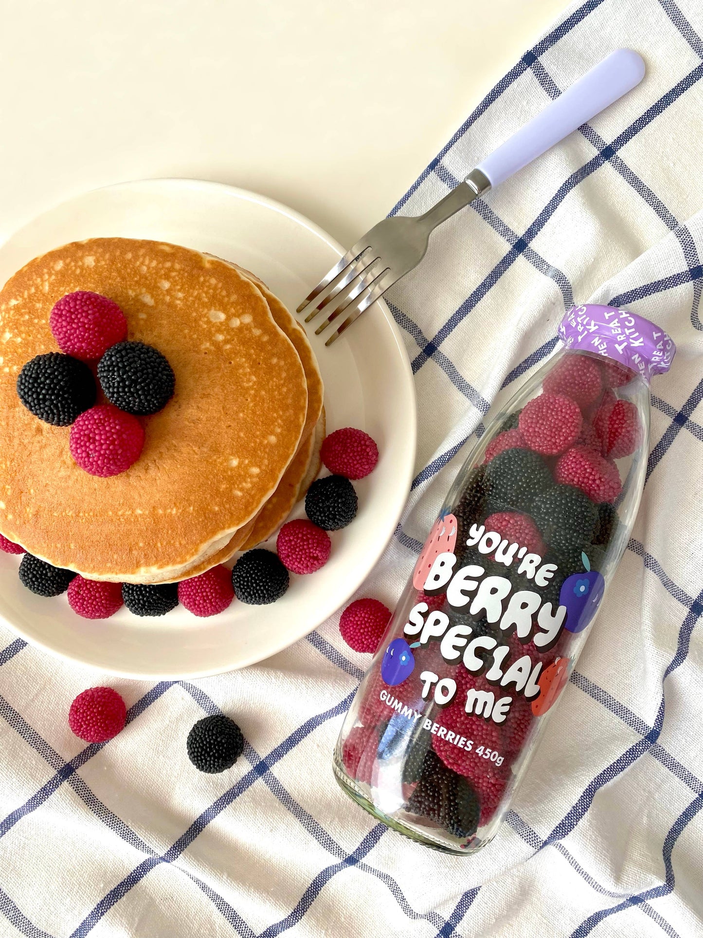 You’re Berry Special Gummy Berries Message Sweet Bottle